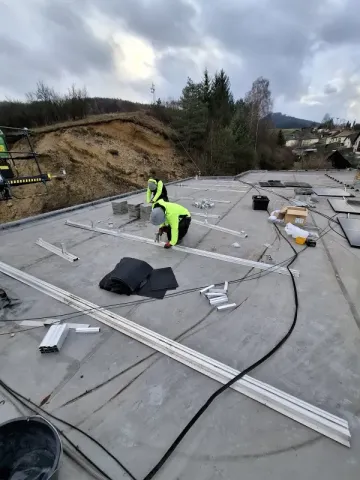 019b9c77-e74a-78d1-9acb-efb7d6dda03e