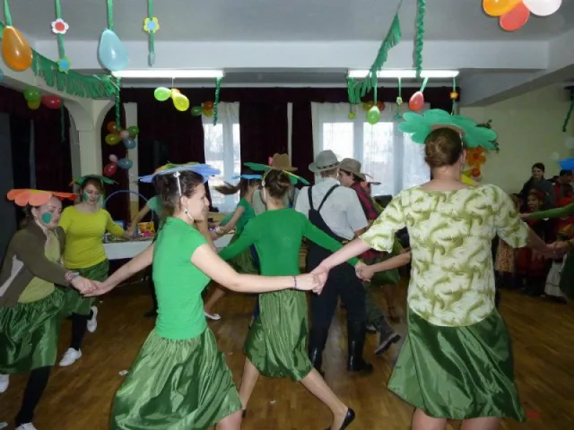 401250_349157408441444_100000415638525_1221998_995955349_n