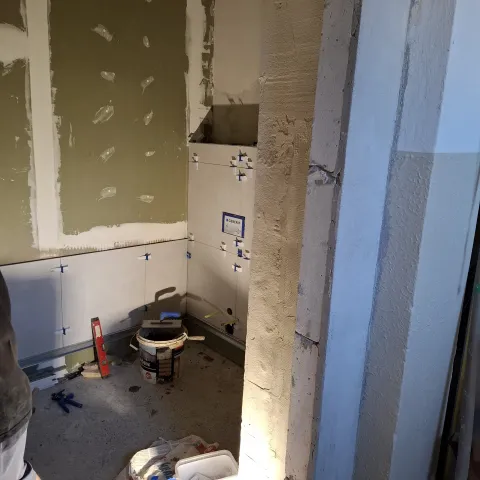 Práce úspešne napredujú