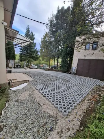 019b9c7b-96c2-768c-9c95-eb34d20ce2f3