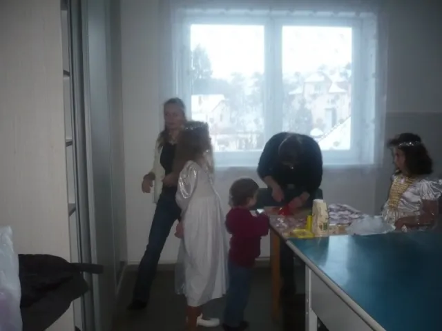 Vystupujeme v Bitarovej